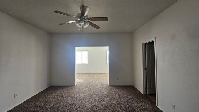 Building Photo - Bright and Open 3-Bed, 2-Bath Home on Kare...