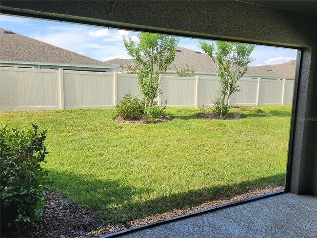 Building Photo - 12533 Oak Hill Way