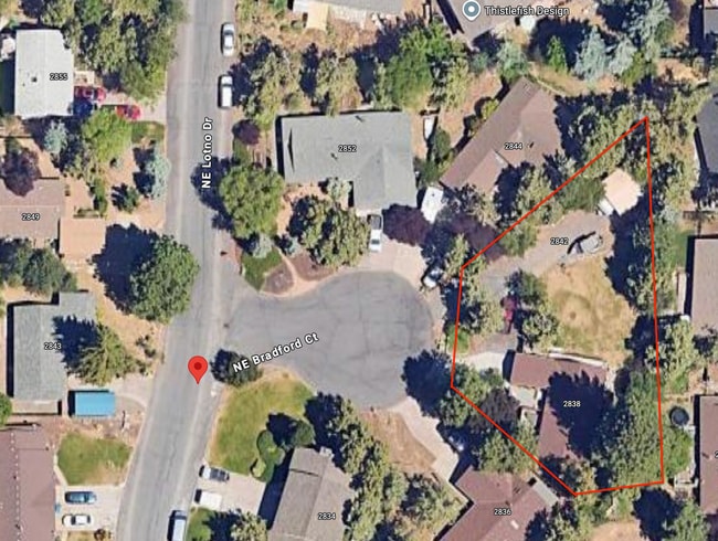 Building Photo - A Rare Find: Expansive NE Bend Home with E...
