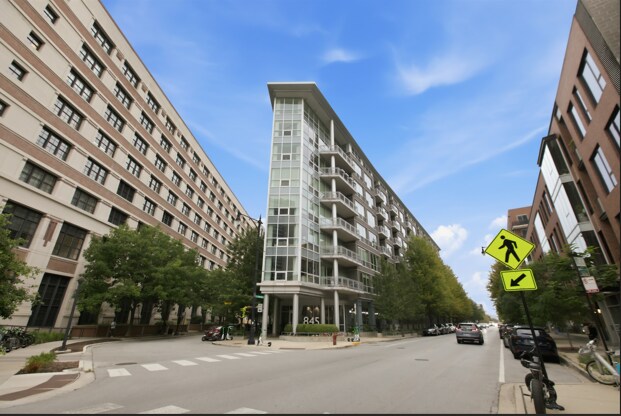 Building Photo - 845 N Kingsbury St