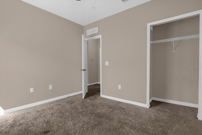 Building Photo - 2144 Betsy Ross Ln