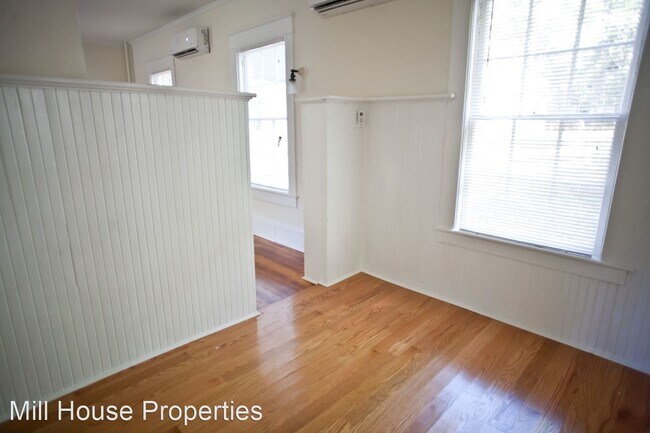 Building Photo - 3 br, 1 bath House - 502 North Street