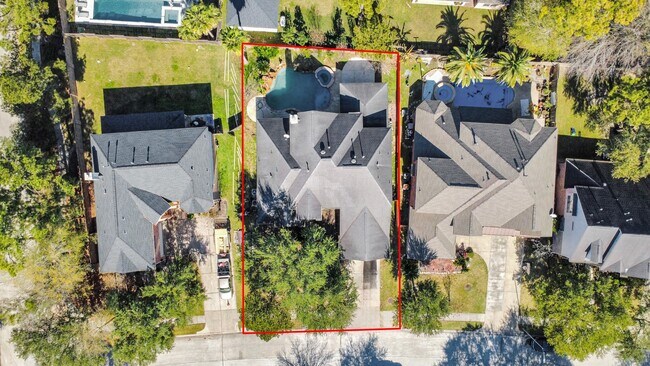 Building Photo - 18330 Enchanted Rock Trail