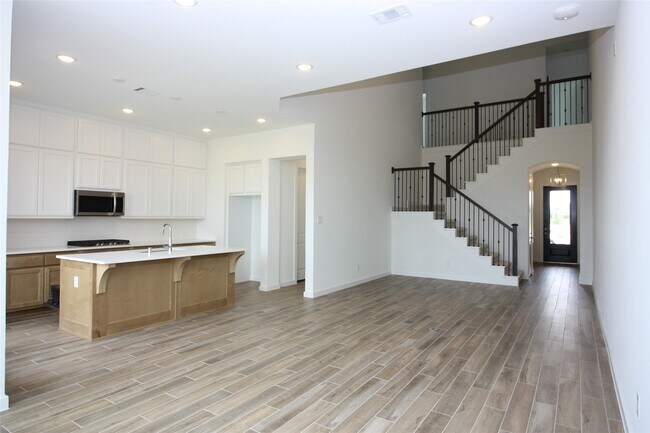 Building Photo - 6527 Scarlet Pond Ln