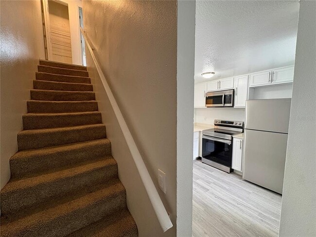 Building Photo - 408 57th Ave Dr E