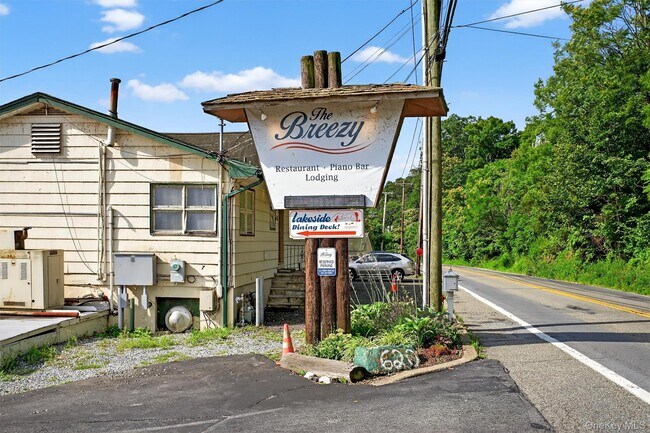 Building Photo - 620 Jersey Ave