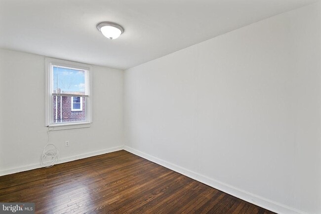 Building Photo - 1246 Wycombe Ave