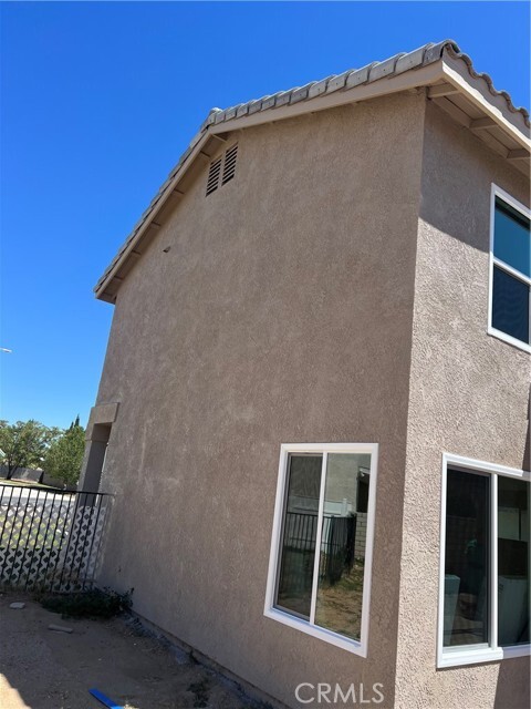 Building Photo - 14405 Windmill Cir