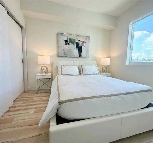 Building Photo - 1621 S Dixie Hwy