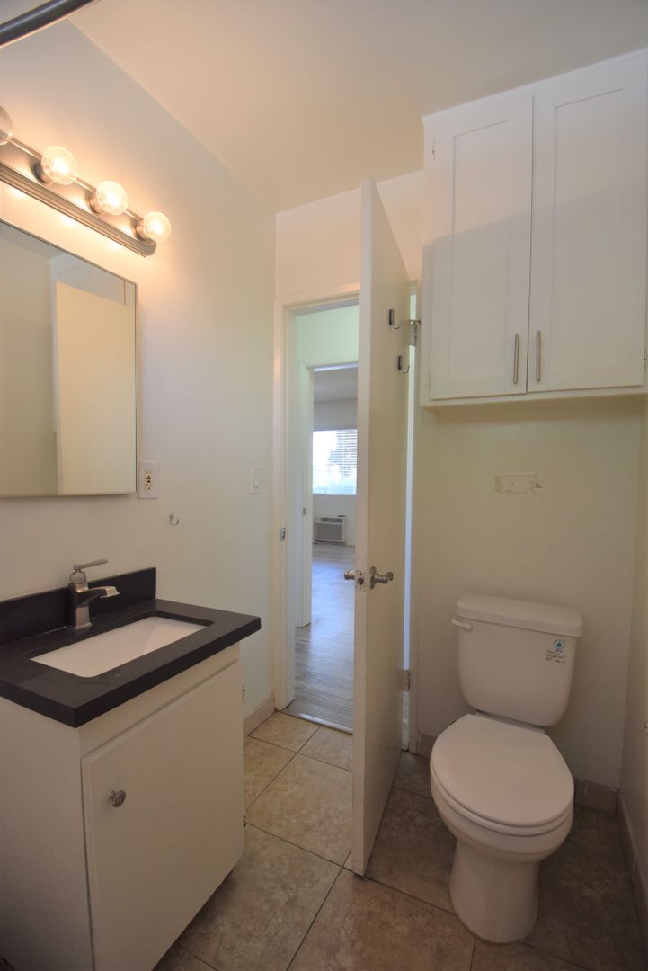 Building Photo - 5455 Bellingham Ave