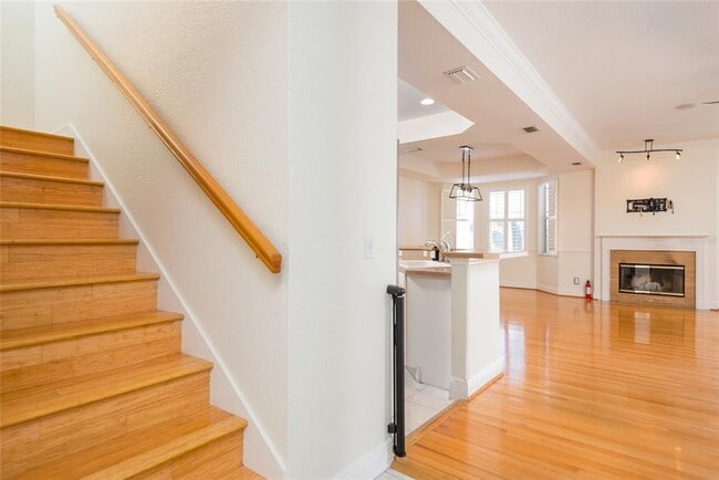 Building Photo - 2876 Bayshore Trails Dr