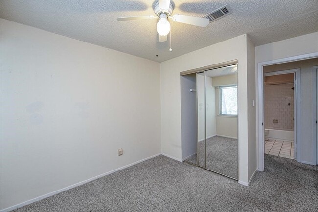 Building Photo - 25518 Chapel Ridge Ln