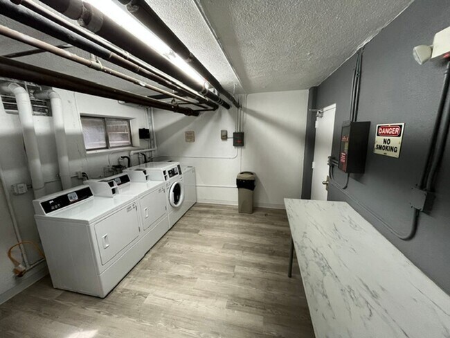 Building Photo - Doheny Apartments