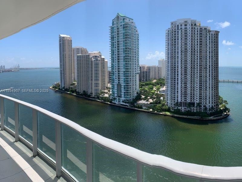 Building Photo - 300 S Biscayne Blvd