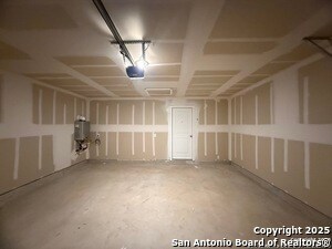 Building Photo - 235 Ottawa Way