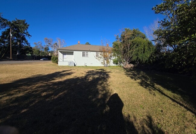 Building Photo - Fresh, Modern Finishes with a Warm, Inviting Touch