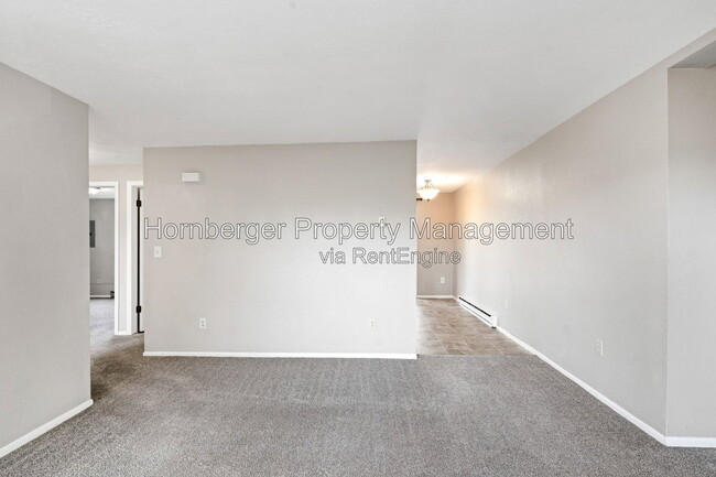 Building Photo - 2605 E Upriver Dr