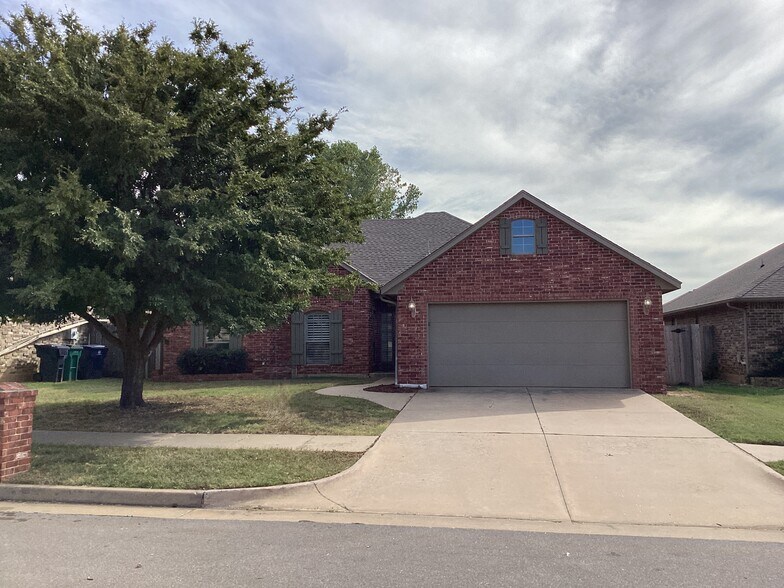 Primary Photo - 17533 Zinc Dr