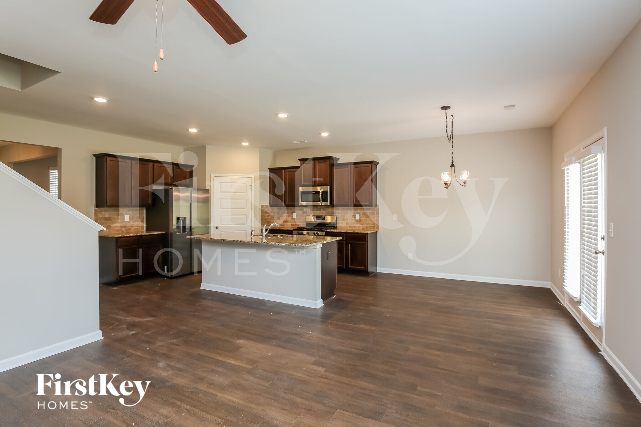 Building Photo - 2102 Massey Ln