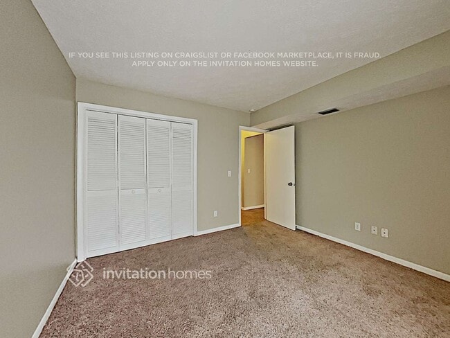Building Photo - 13907 Hayward Pl