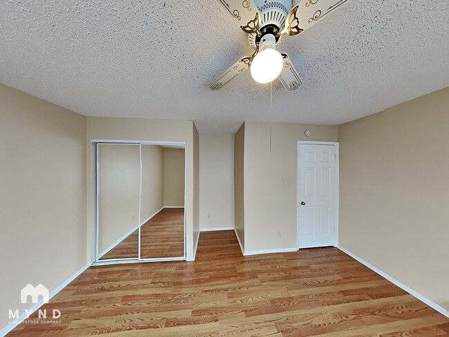 Building Photo - 21638 Longwood