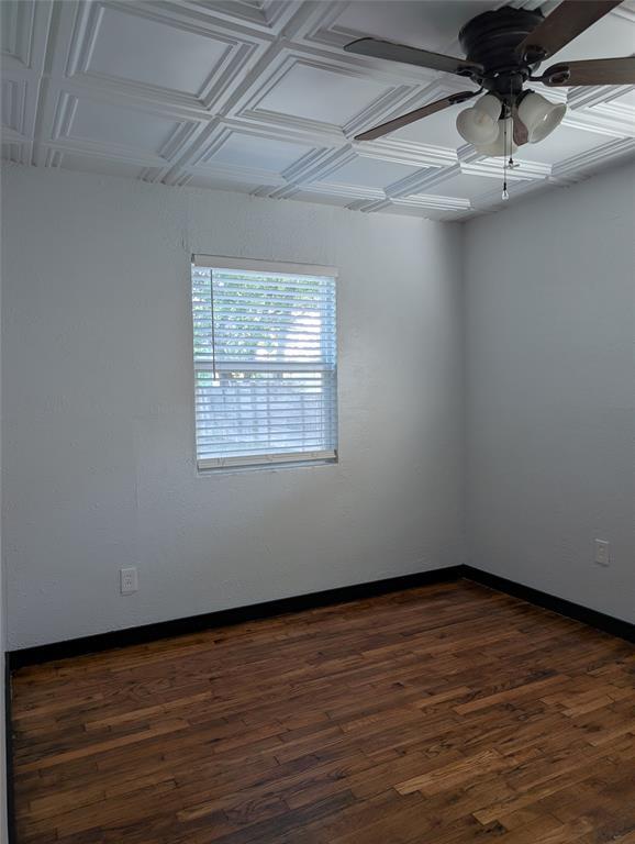 Building Photo - 6915 Providence Ave