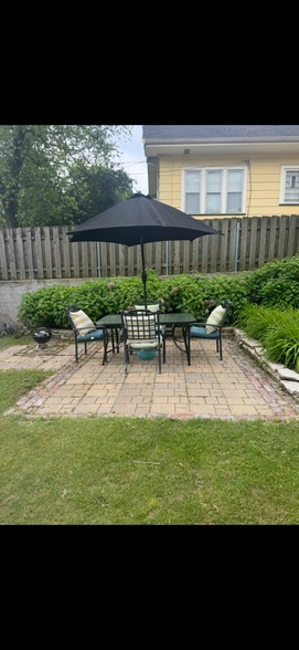 Back yard patio area - 6821 W Lloyd St