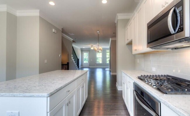 Building Photo - 2286 Mclean Chase