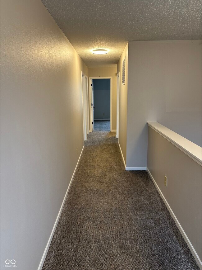 Building Photo - 1380 King Maple Dr