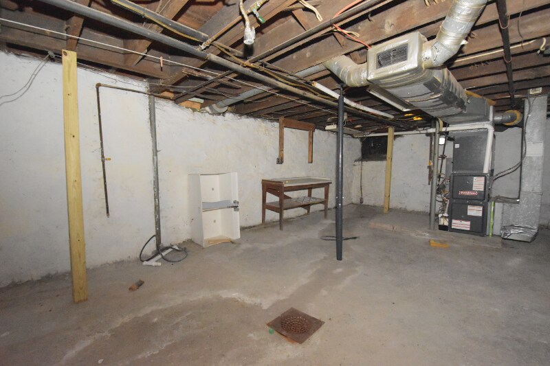 Building Photo - 4229 Haldane St