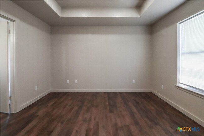Building Photo - 3218 Rampart Loop