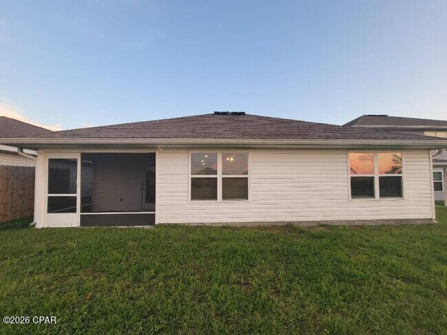 Building Photo - 3931 Silver Spur Rd