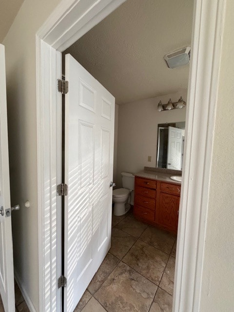 Building Photo - 550 Dewey Rd