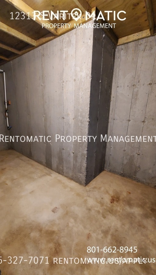 Building Photo - 12313 S Varitek Dr