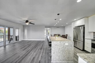 Building Photo - 516 Osprey Dr