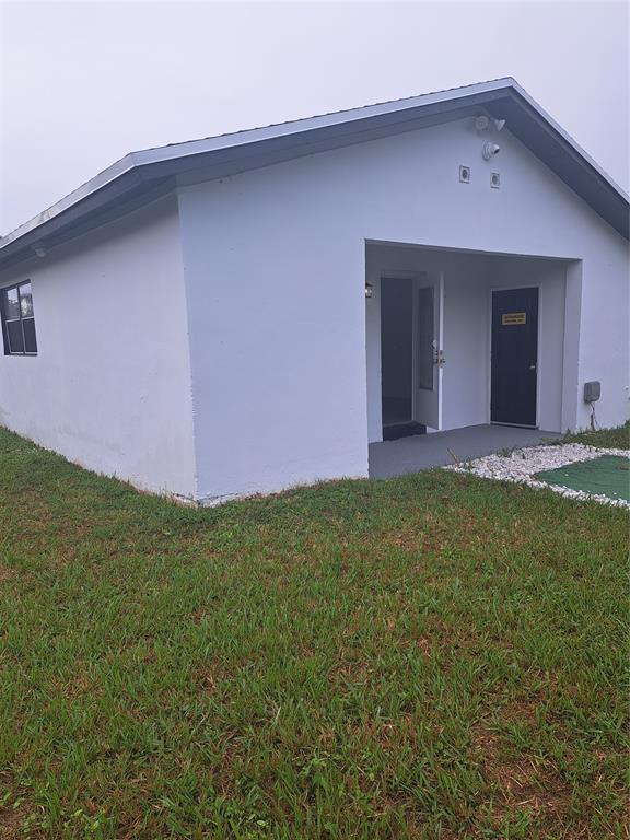 Building Photo - 980 SW 76th Ave