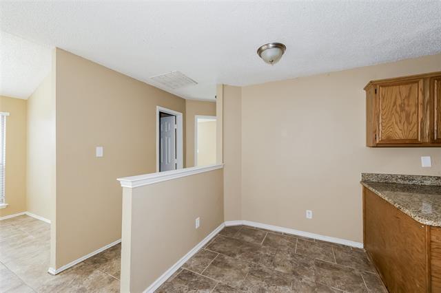 Building Photo - 940 Danforth Pl