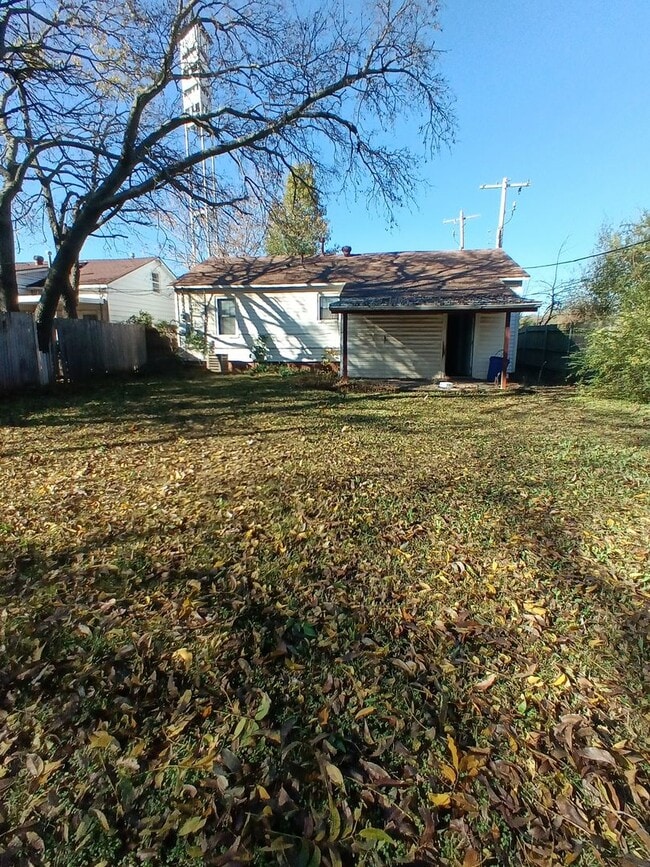 Building Photo - Tinker Close! FIRST FULL MONTH FREE