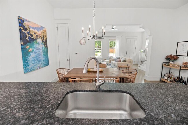 Building Photo - 3206 Garden Villa Ln