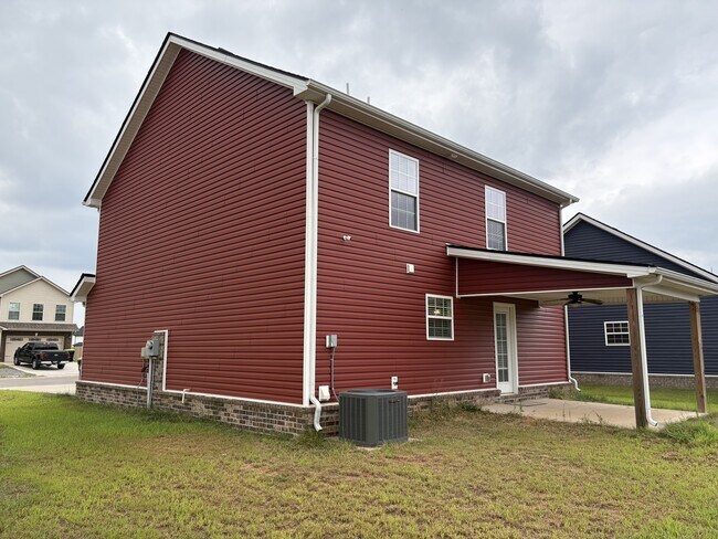 Building Photo - 235 Dugger Dr