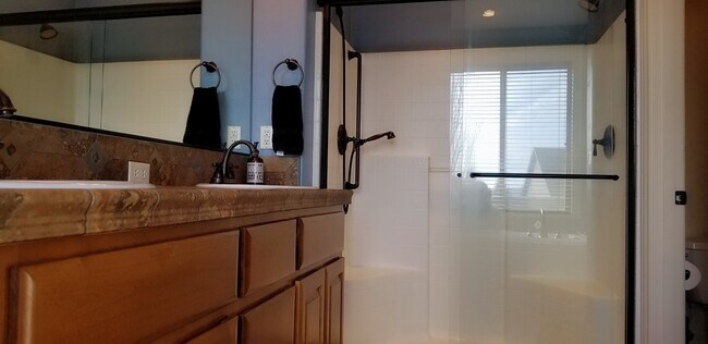 Building Photo - Camas Schools! Stunning Custom Home!  3 Be...