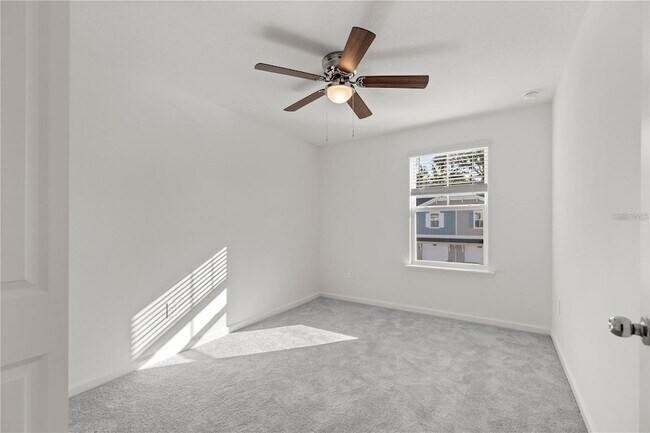 Building Photo - 3632 SE 37th Ct