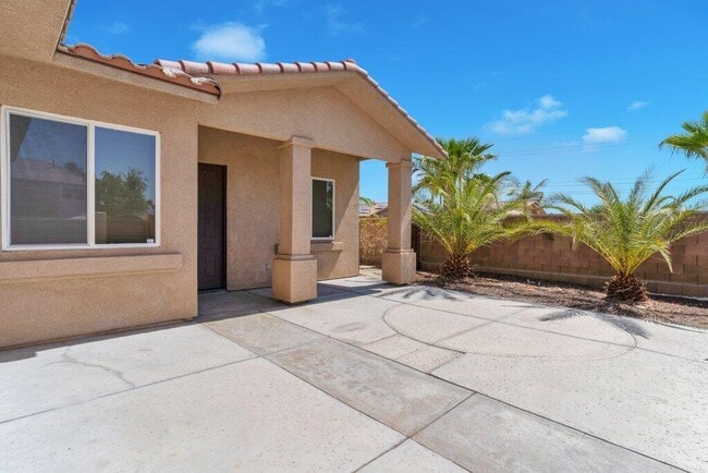 Building Photo - 67892 Mccallum Way