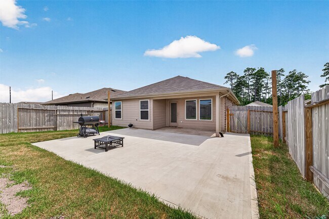 Building Photo - 24410 Oriole Summit Dr