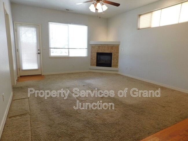 Building Photo - 563 1/2 Garden Cress Court