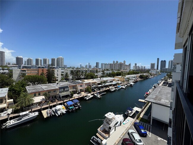 Building Photo - 3545 NE 166th St