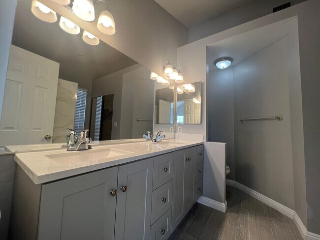 Building Photo - 362 Cavos Way