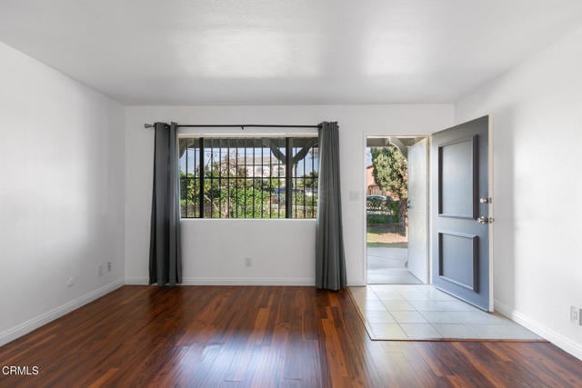 Building Photo - 7546 Mooney Dr