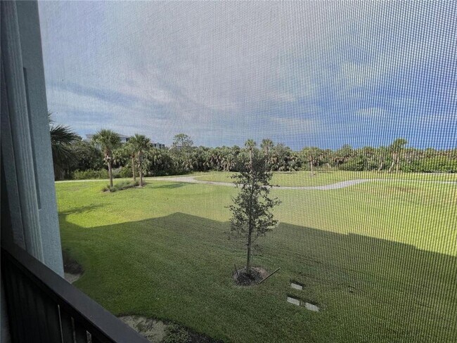 Building Photo - 14091 Heritage Landing Blvd