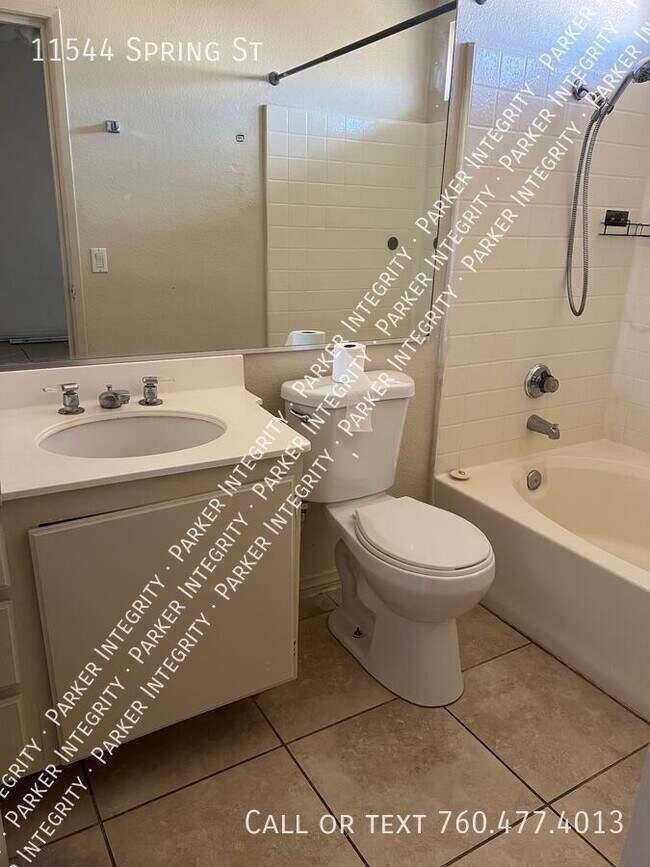 Building Photo - 11544 Spring St